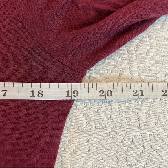 Rue 21 Maroon Cutout Back Top Small - Picture 7 of 8
